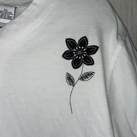 Parisian Works Top Petite Button Up Short Sleeved - Picture 4 of 7